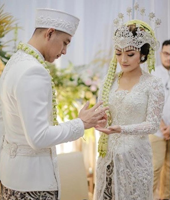 Fakta Menarik Akad Nikah Siti Badriah