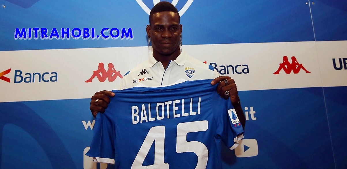 Mario Balotelli resmi berseragam brescia