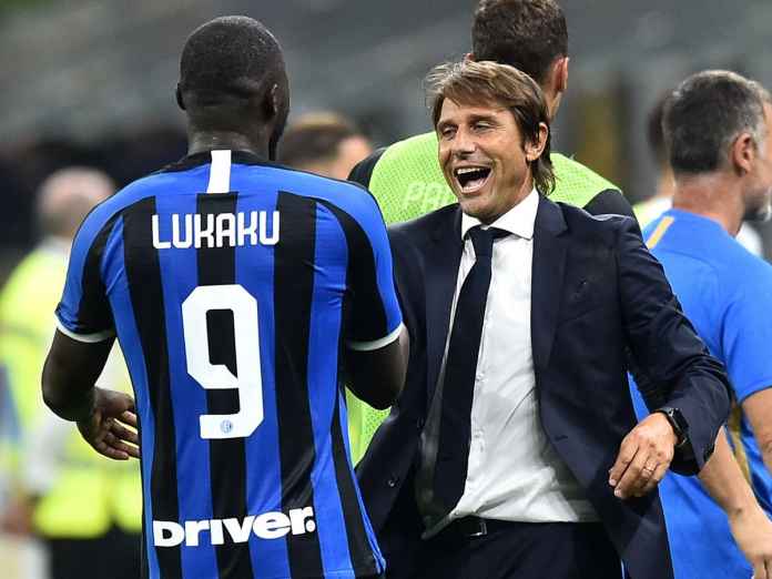 Romelu lukaku & conte setelah pertandingan