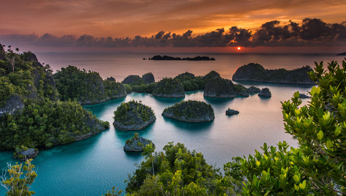 NUANSA KEINDAHAN RAJA AMPAT