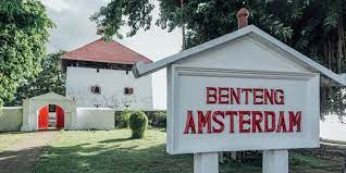 Menyusuri Benteng Amsterdam, Sepotong Ibu Kota Belanda di Tanah Maluku |  merdeka.com