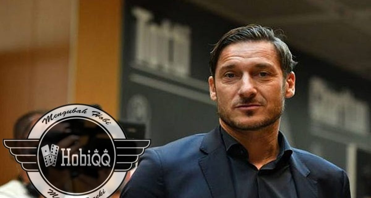 Francesco Totti Isyaratkan Siap Bermain Lagi